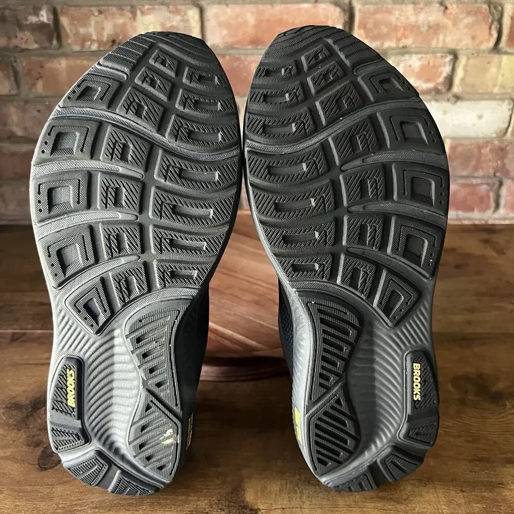 Brooks ghost 17